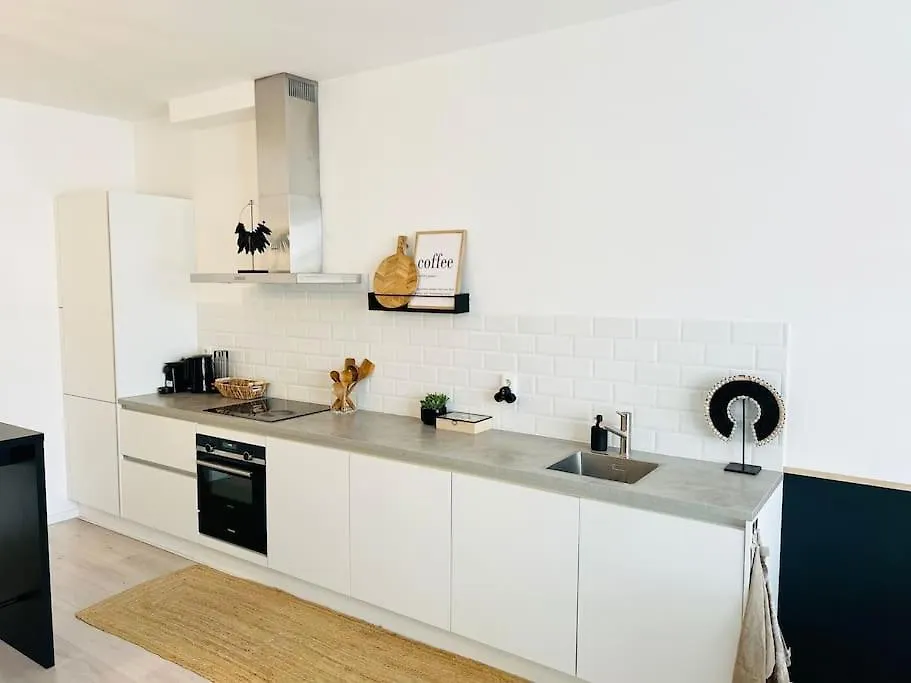 Apartment M Adam III Rotterdam