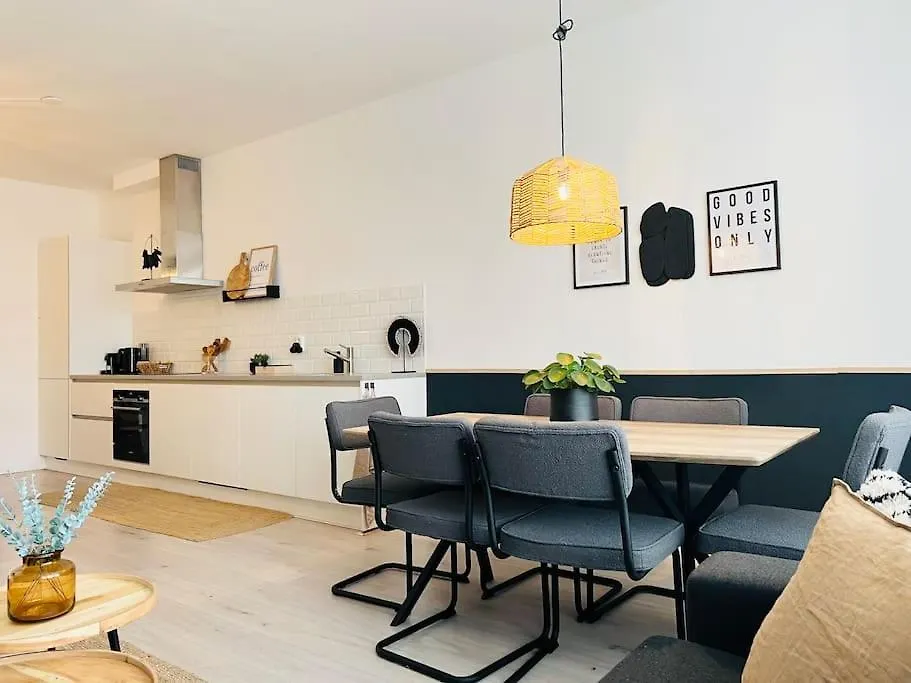 Apartment M Adam III Rotterdam Hollanda