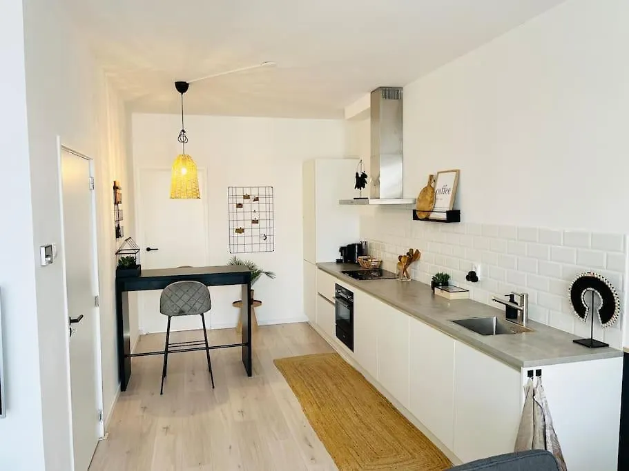 Apartment M Adam III Rotterdam Hollanda