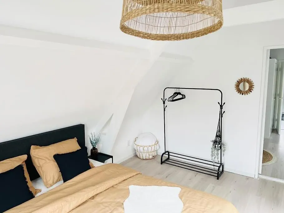 Apartment M Adam III Rotterdam