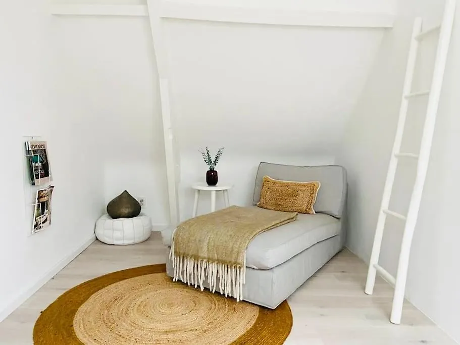 Apartment M Adam III Rotterdam