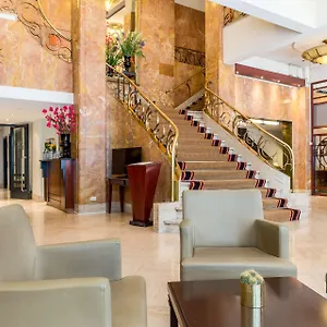 4* Otel Nh Atlanta